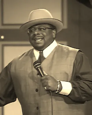 Cedric The Entertainer Aurora
