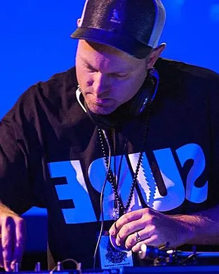 DJ Shadow Chicago