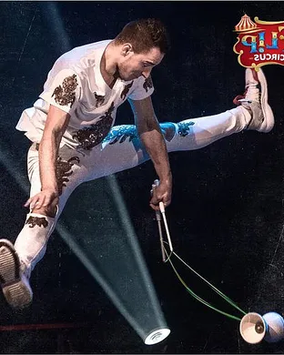 Flip Circus