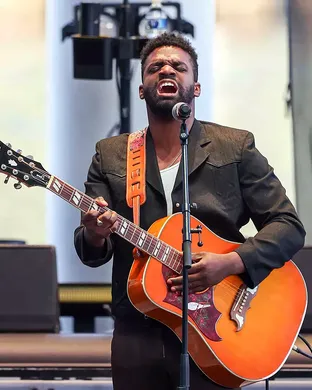 Gary Clark Jr. Chicago