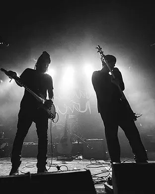 She Wants Revenge Chicago