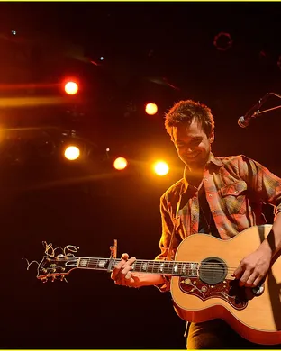 Tyler Hilton Chicago
